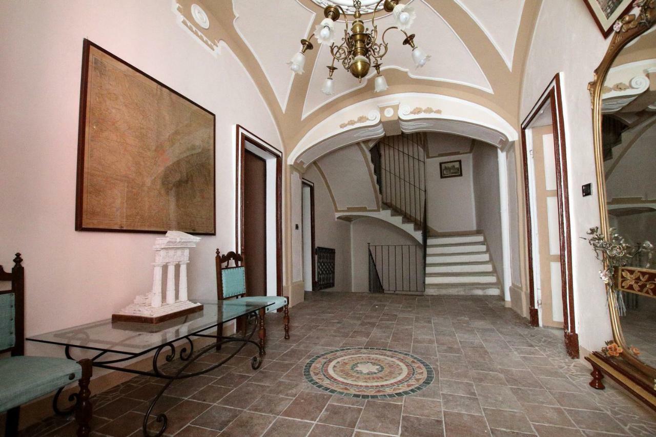 La Rocca Di Efisio Aparthotel Costigliole d'Asti Bagian luar foto