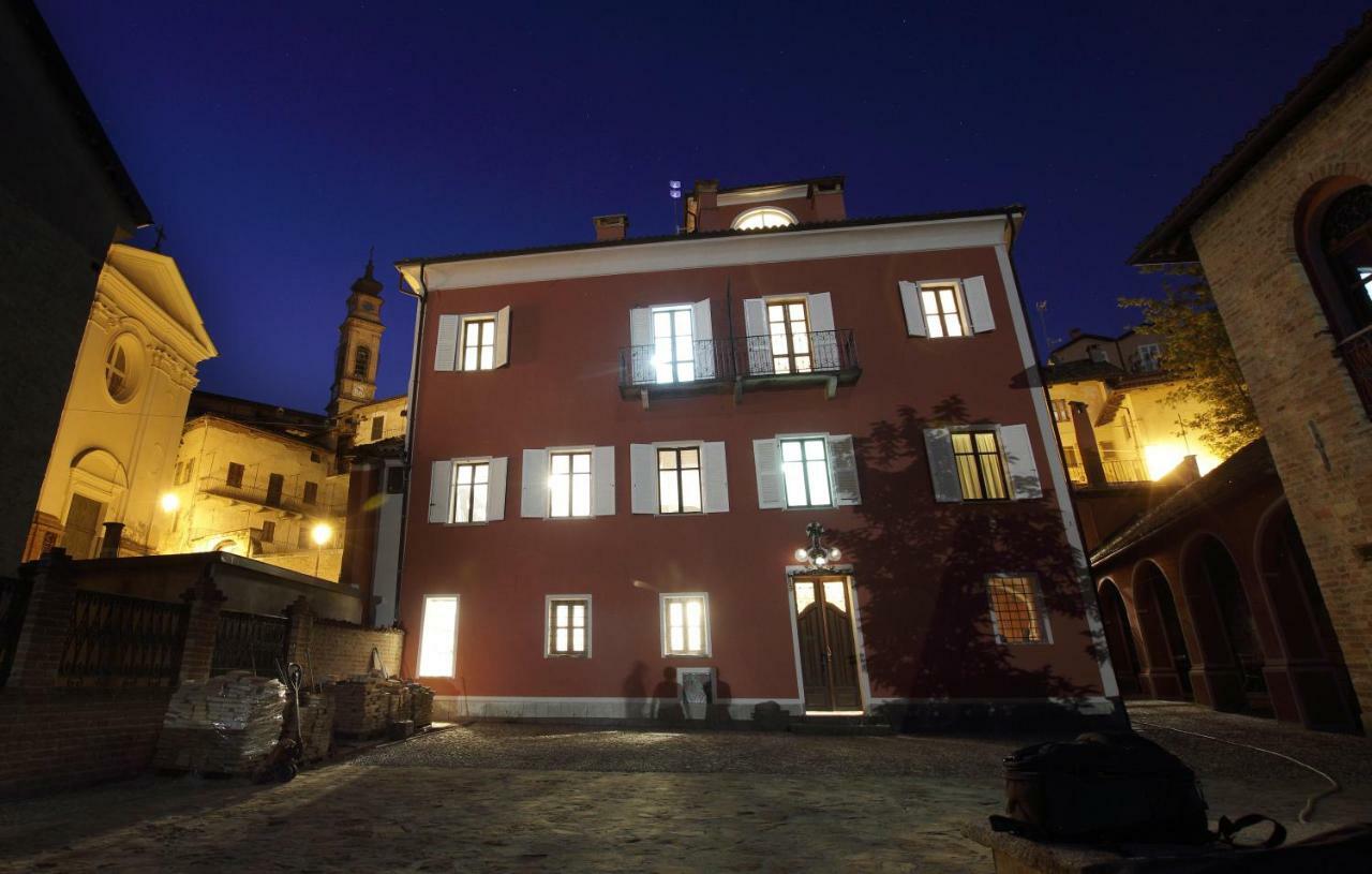 La Rocca Di Efisio Aparthotel Costigliole d'Asti Bagian luar foto