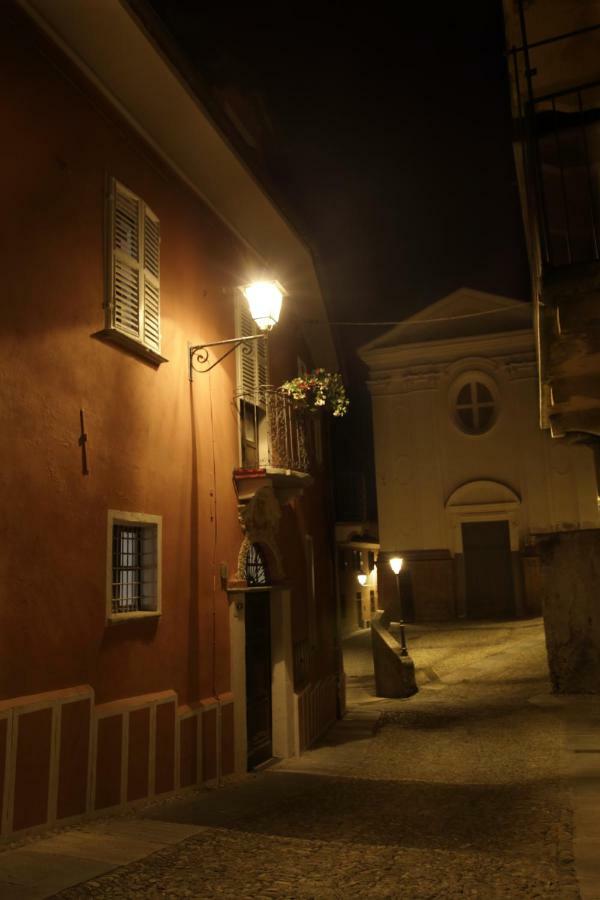 La Rocca Di Efisio Aparthotel Costigliole d'Asti Bagian luar foto