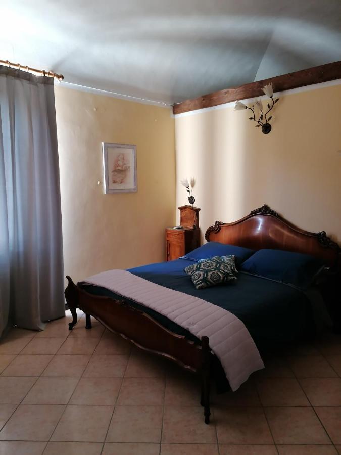 La Rocca Di Efisio Aparthotel Costigliole d'Asti Bagian luar foto